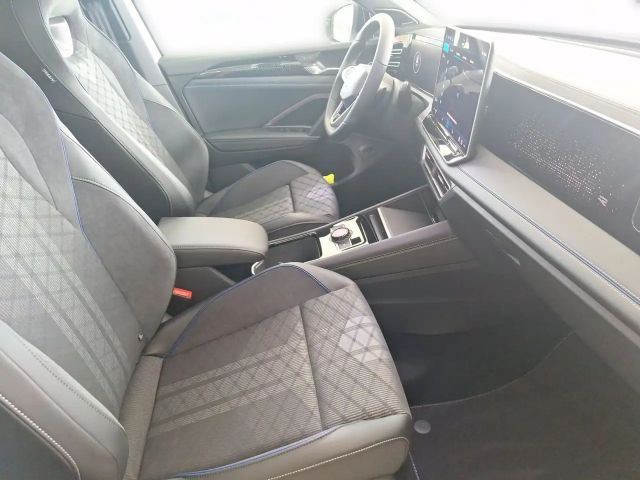 Volkswagen Tiguan 4Motion R-Line