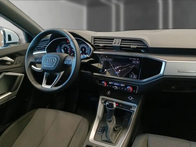 Audi Q3 35 TFSI S-Tronic