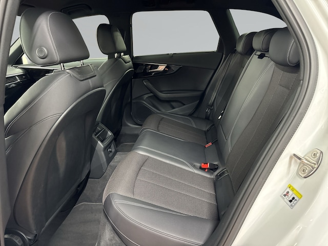 Audi A4 35 TDI Avant S-Line S-Tronic