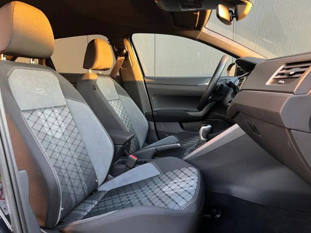 Volkswagen Taigo 1.5 TSI DSG IQ.Drive R-Line