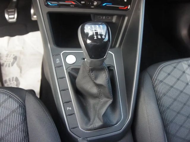 Volkswagen Taigo 1.0 TSI R-Line