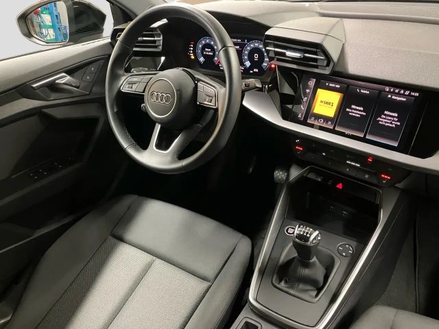 Audi A3 30 TFSI Sedan