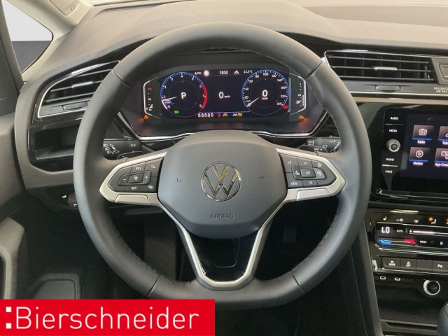 Volkswagen Touran 1.5 TSI DSG R-Line Style
