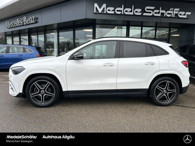 Mercedes-Benz GLA 200 AMG Line