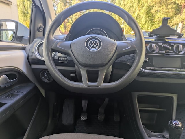 Volkswagen up! 1.0 up!
