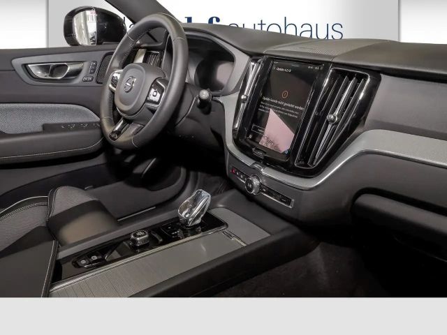 Volvo XC60 AWD Plus Twin Engine
