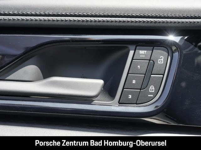 Porsche Panamera 4 E-Hybrid