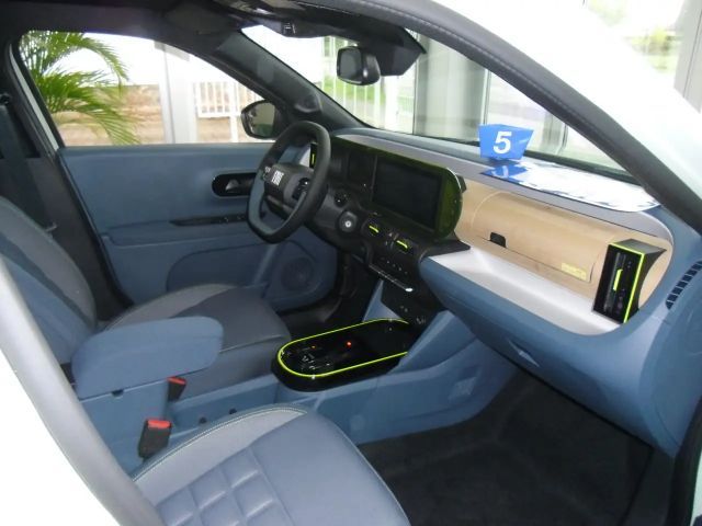 Fiat Grande Panda La Prima