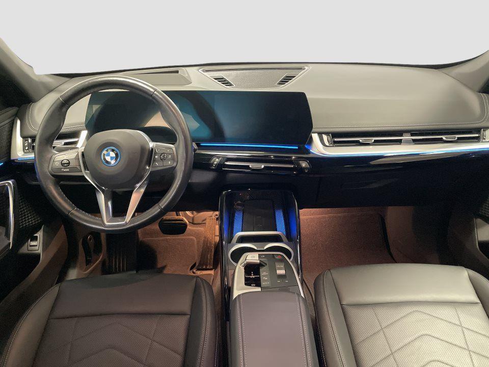 BMW iX1 xDrive30