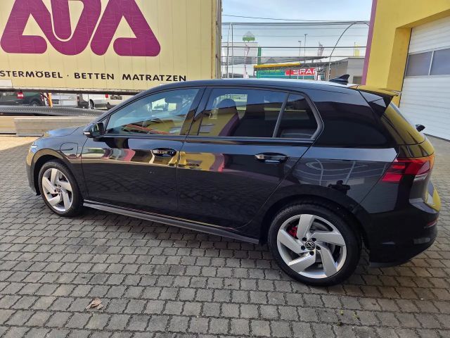 Volkswagen Golf GTE Plus eHybrid