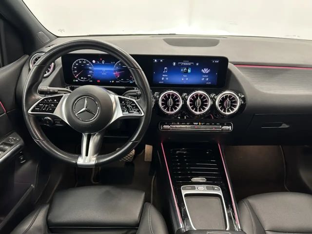 Mercedes-Benz B 180 Luxury Line
