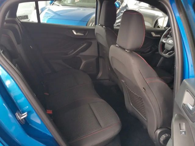 Ford Focus ST Line Wagon