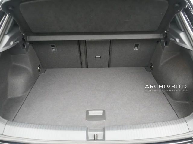 Volkswagen T-Roc R PANO MATRIX AKRAPOVIC LEDER AHK ACC N