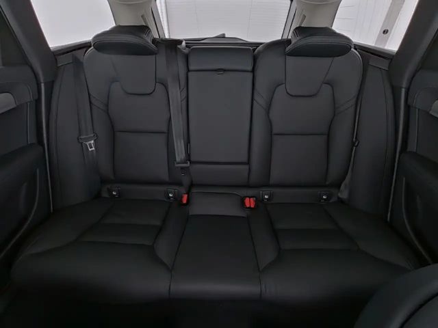 Volvo V90 AWD Dark Plus Recharge