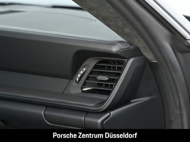 Porsche 992 Carrera Coupé