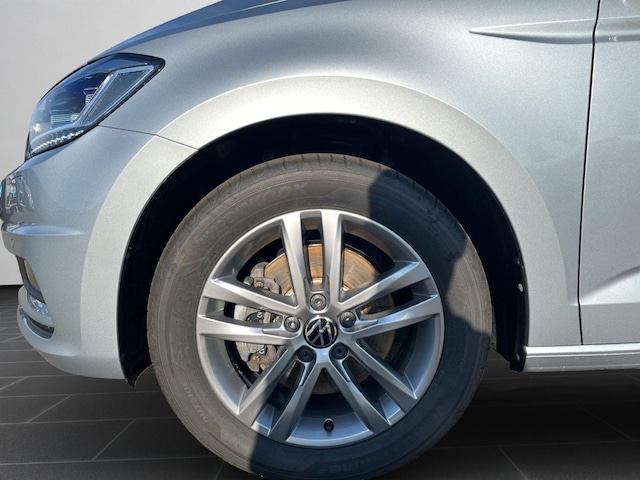 Volkswagen Touran 1.5 TSI DSG