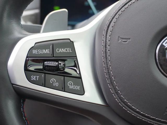 BMW X7 M 60i Frozen Black LCI AHK Carbon SkyLounge ACC 360K