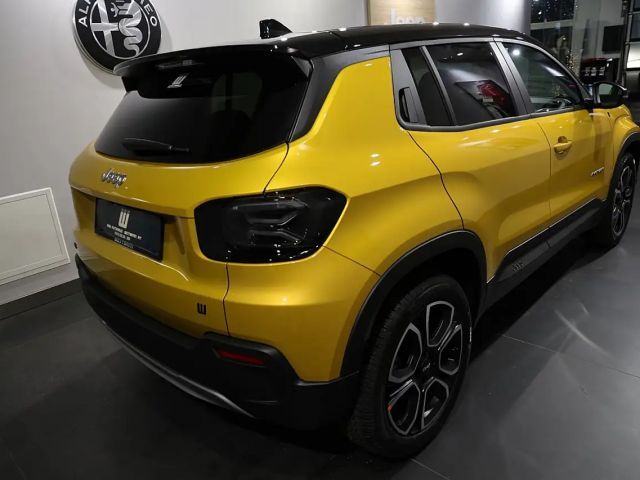 Jeep Avenger Full-Electric Summit