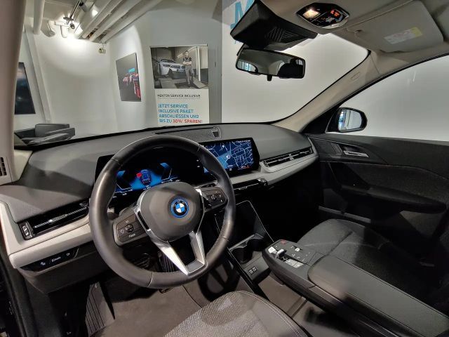 BMW iX1 xDrive30