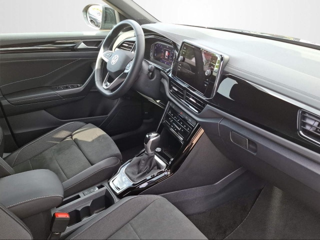 Volkswagen T-Roc 1.5 TSI DSG IQ.Drive R-Line