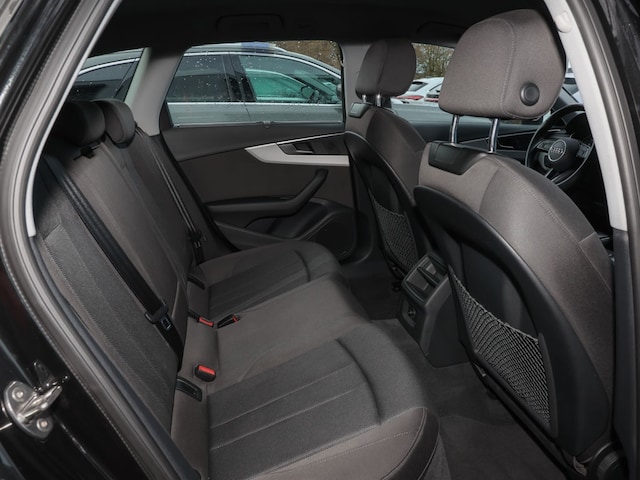 Audi A4 40 TFSI Avant S-Tronic
