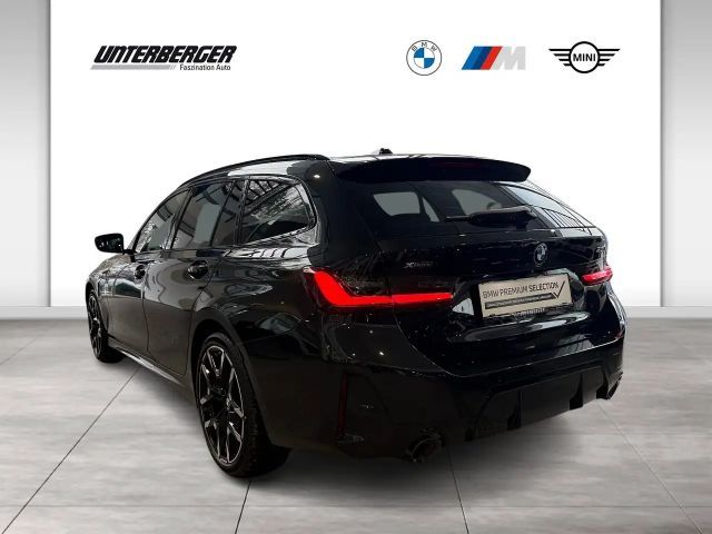 BMW 330 330e M-Sport xDrive