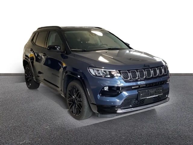 Jeep Compass MHEV *AHK *Navi *LED *Apple CarPlay*ACC *Induktion
