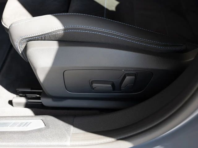 BMW 120 120d M-Sport Sedan