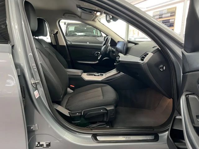 BMW 320 320d Touring xDrive