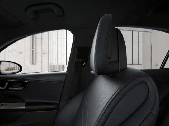 Mercedes-Benz C 180 AMG Line Sedan