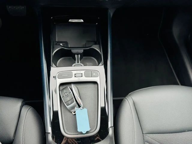 Mercedes-Benz GLA 200 Progressive