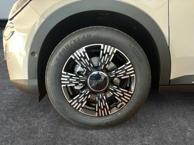 Fiat 600e Style-/Komfortpaket 360°PDC SHZG KAM APPLECAR/ANDR