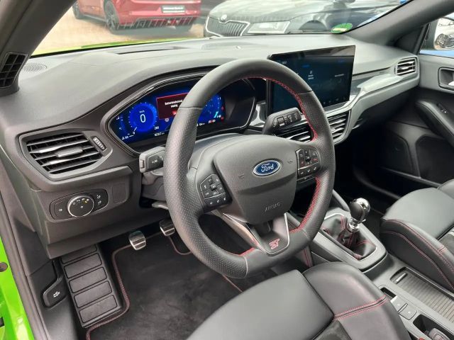 Ford Focus Limited ST Line