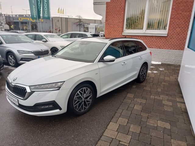 Skoda Octavia Clever Combi