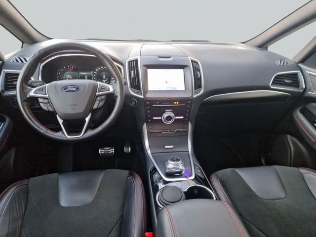 Ford S-Max ST Line