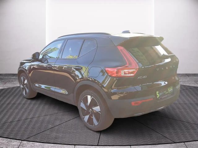 Volvo XC40 Plus Twin Engine