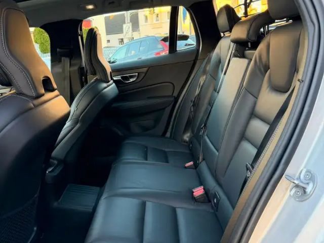 Volvo V60 AWD T8 Ultimate