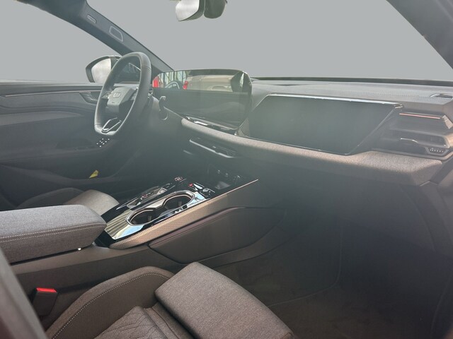 Audi A6 Avant Quattro S-Tronic