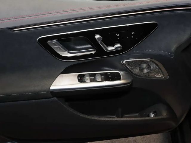 Mercedes-Benz EQE 43 4MATIC Sedan