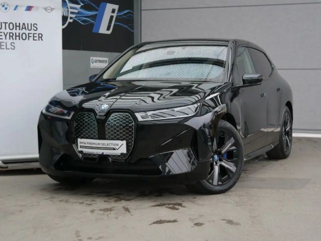 BMW iX xDrive40