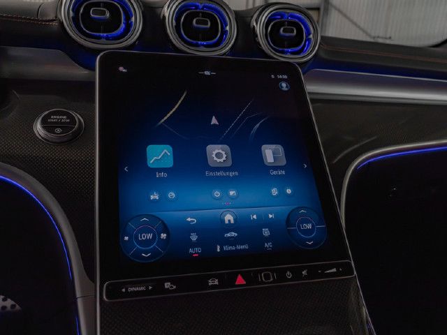 Mercedes-Benz C 200 AMG Line Sedan