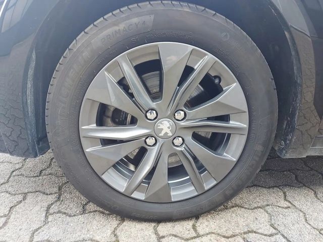 Peugeot E-208 Allure Pack