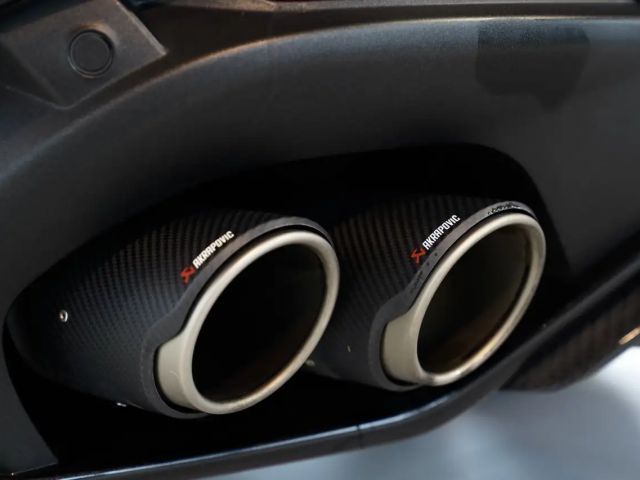 Alfa Romeo Stelvio Carbon Q4 Quadrifoglio