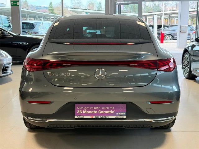 Mercedes-Benz EQE 300 Sedan