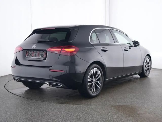 Mercedes-Benz A 200 Progressive