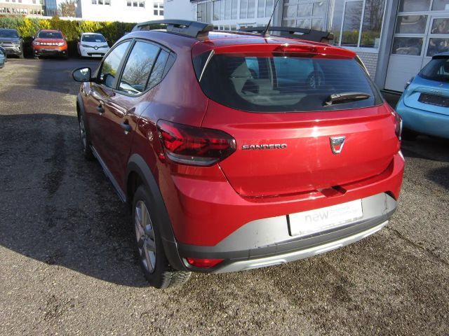 Dacia Sandero Essential Stepway TCe 90