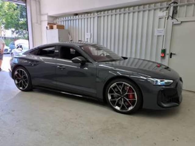 Audi RS e-tron GT Quattro