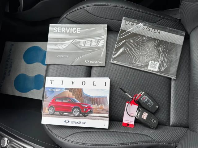 SsangYong Tivoli 2WD Sapphire