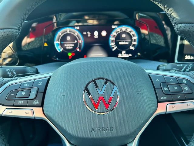 Volkswagen Golf 2.0 TDI DSG R-Line