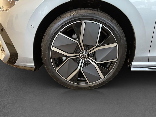 Volkswagen Golf 2.0 TDI DSG R-Line Variant